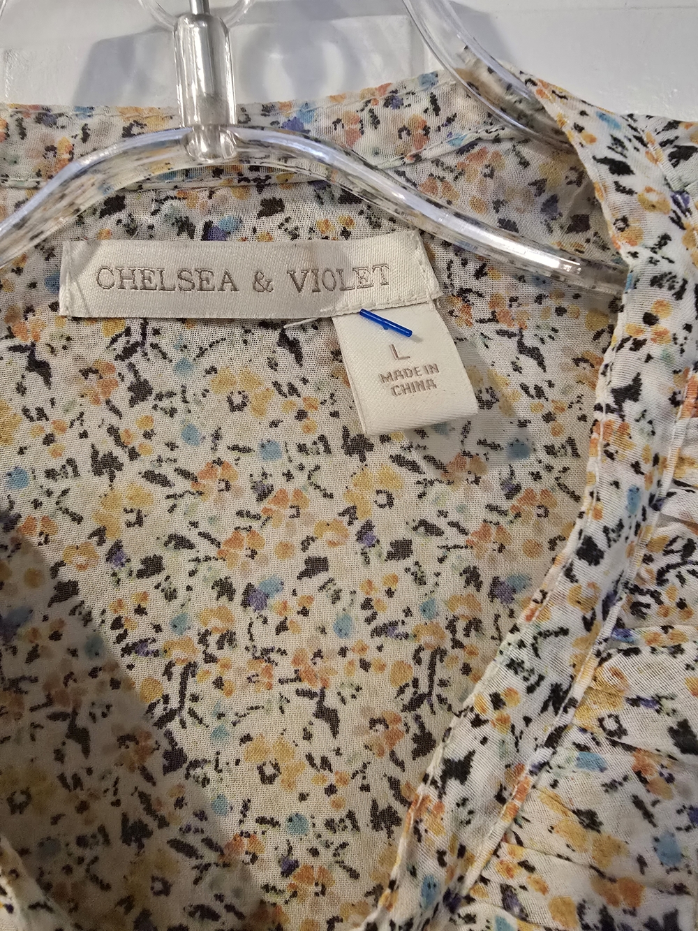 Chelsea & Violet Yellow Floral Tie-Neck Blouse Sz L - Picture 7 of 10